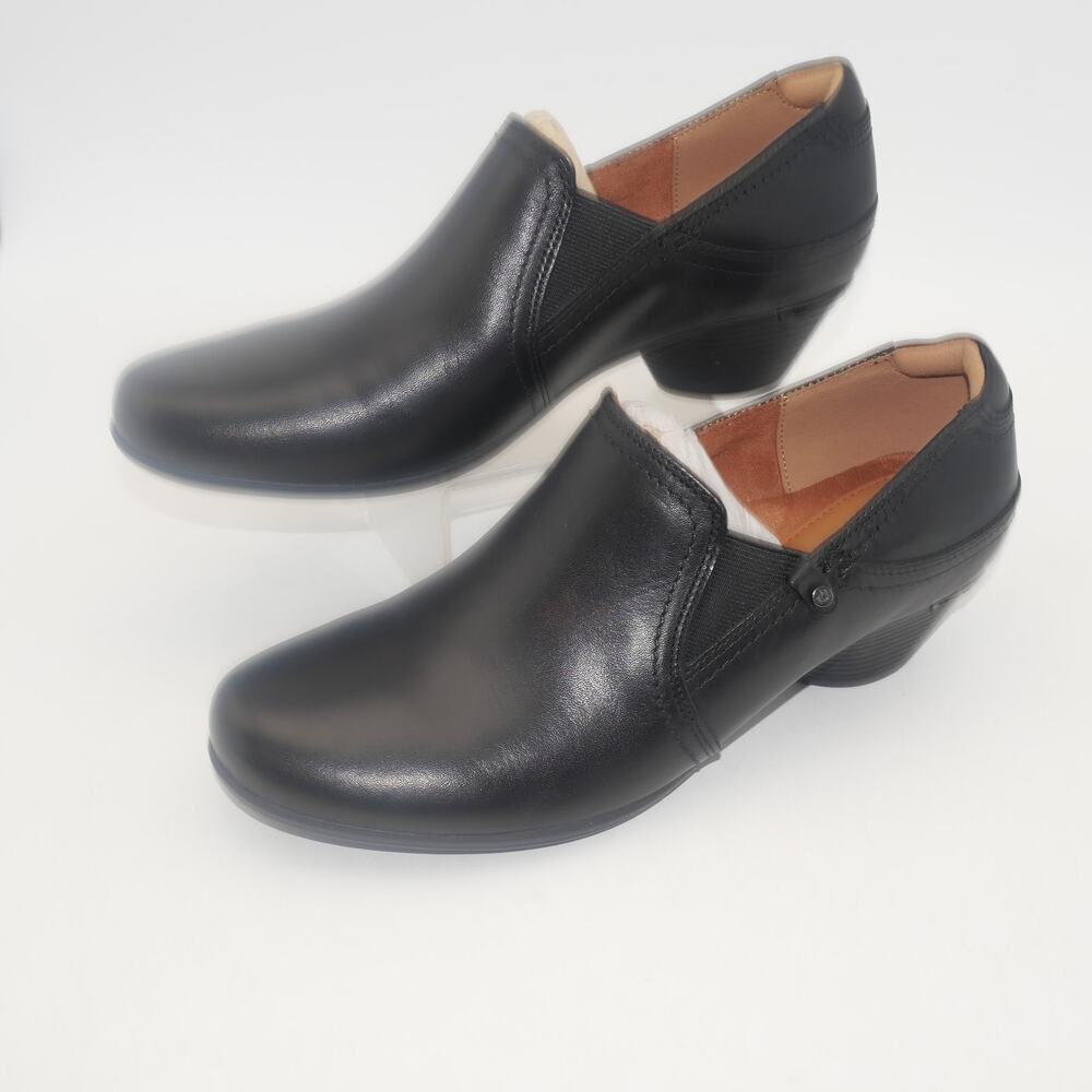 NEW Cobb Hill Laurel V Shootie Women's 7  Slip On Black Leather - Picture 2 of 7